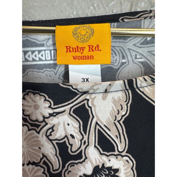 Ruby Rd Womens Black White Floral Striped Tunic Top Shirt 3/4 Sleeve Size 3X - Picture 4 of 6